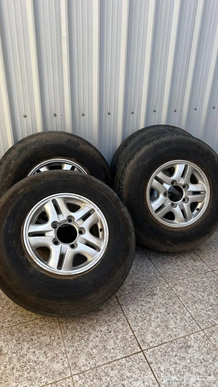 جنوط 16 مع كفرات نقشة شاهين 0