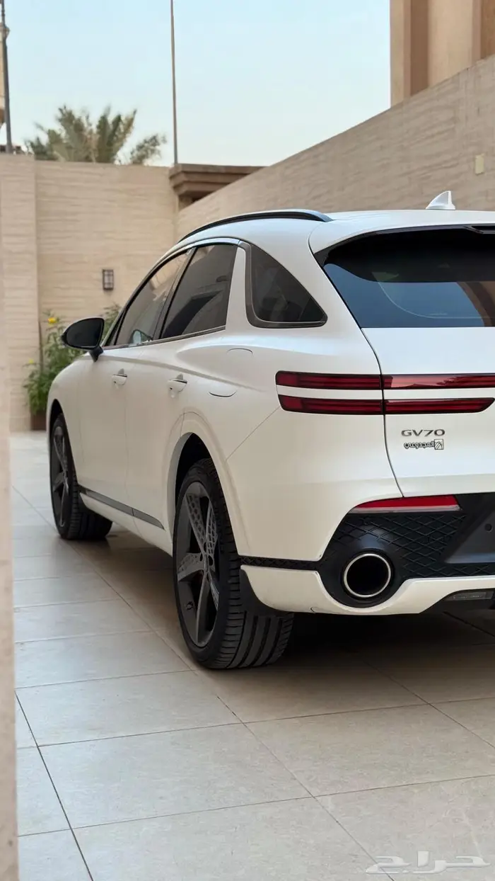 جينيسس GV70 موديل 2024 أعلى فئة 4