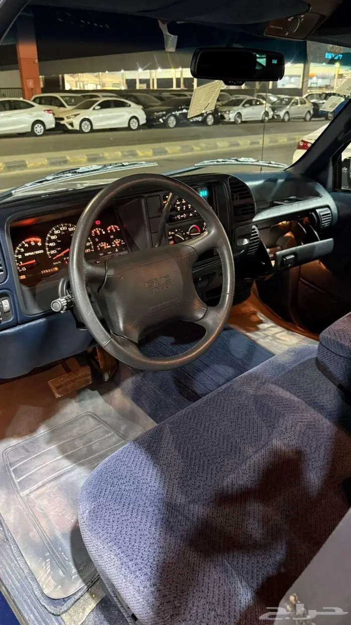 جي ام سي سوبربان 96 مخزن عداد 68 الف 3