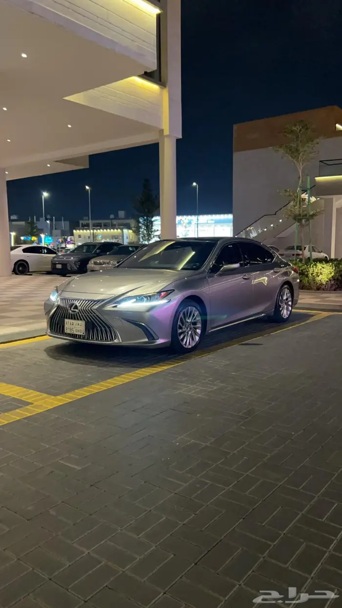 لكزز 2021 es350 عبداللطيف جميل 0