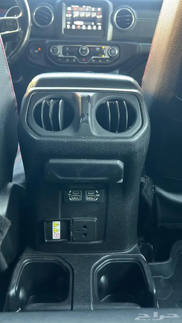 جيب رانجلر صحارى 2018 الدفعه الثانيه 16