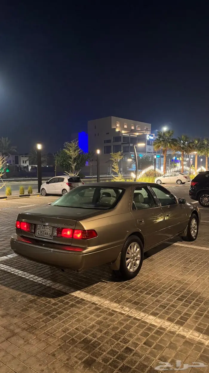 للبيع كامري 2001 14