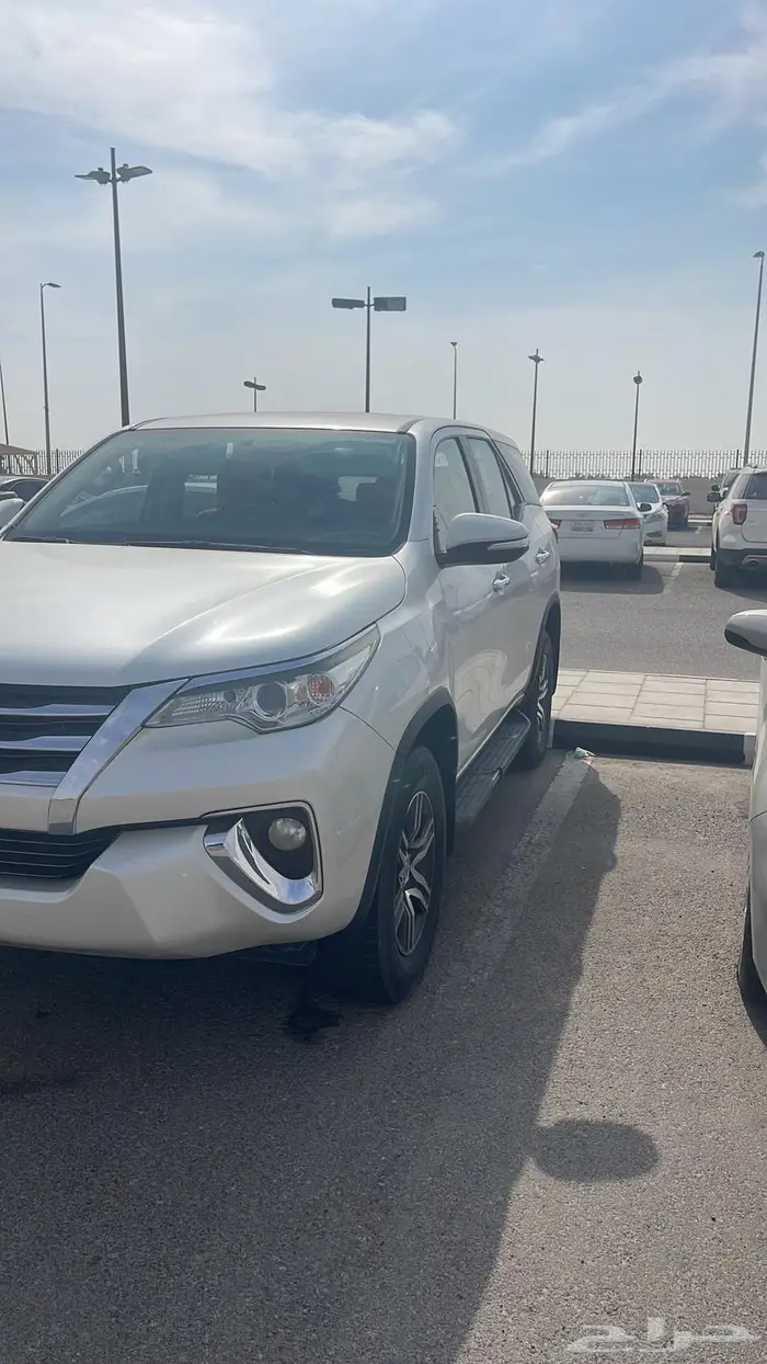 جيب فورشنر 2017 خالي من الحوادث بدون دبل 0