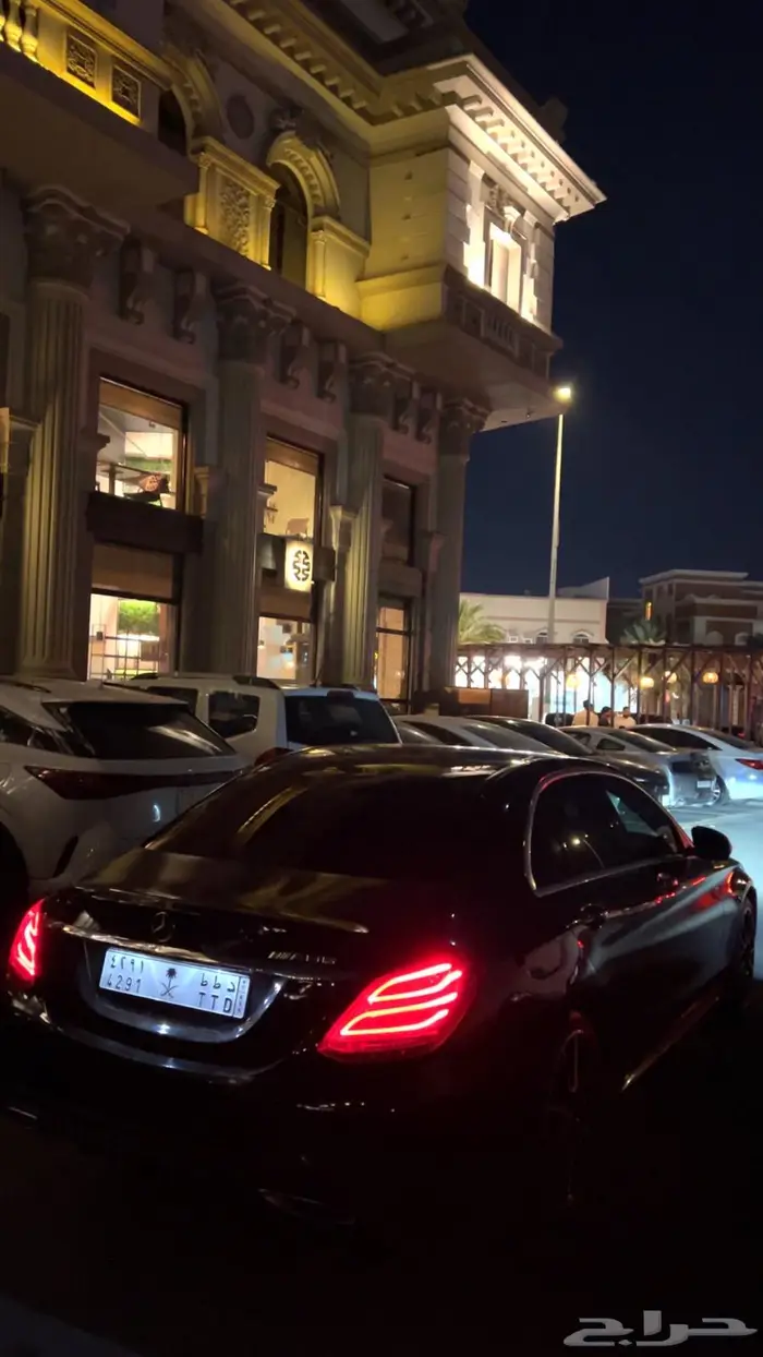 للبيع مرسيدس c 2015 اسود 1