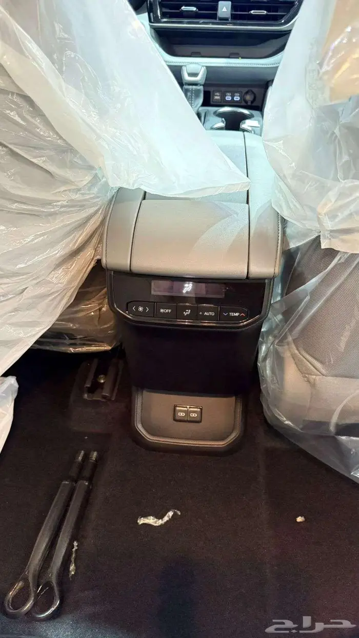 هايلاندر GLE رمادي 2025 9