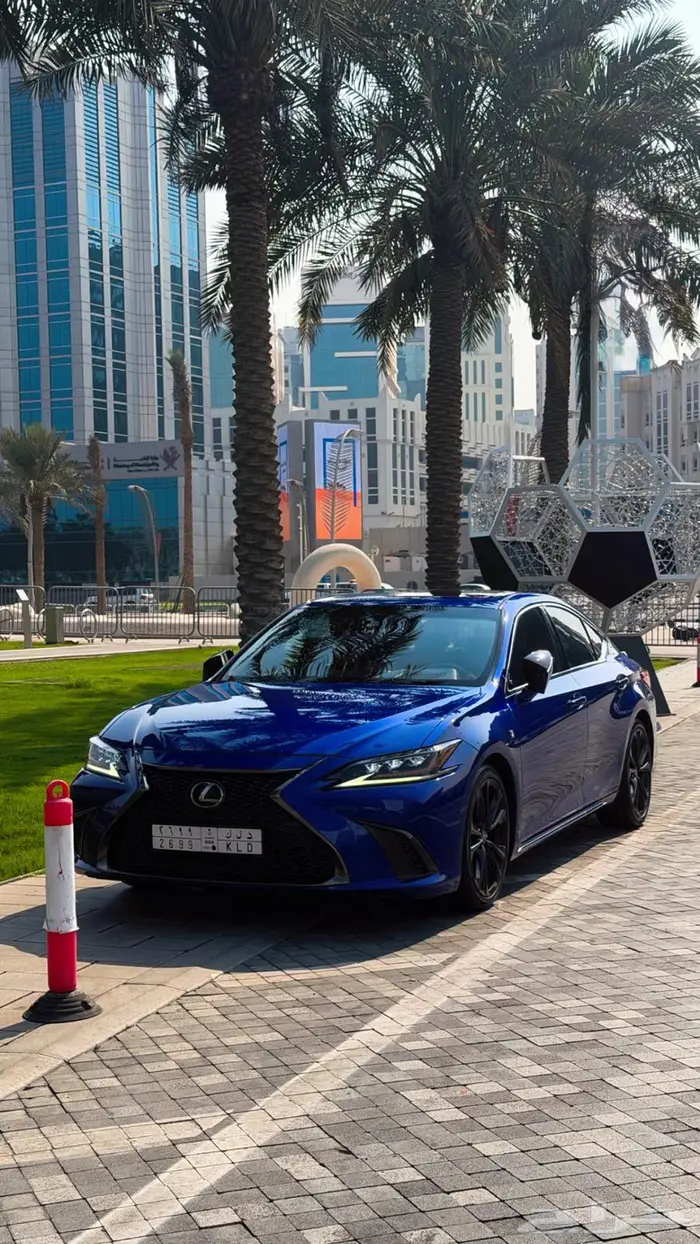 لكزس ES F SPORT 6v اي اس اف سبورت 2