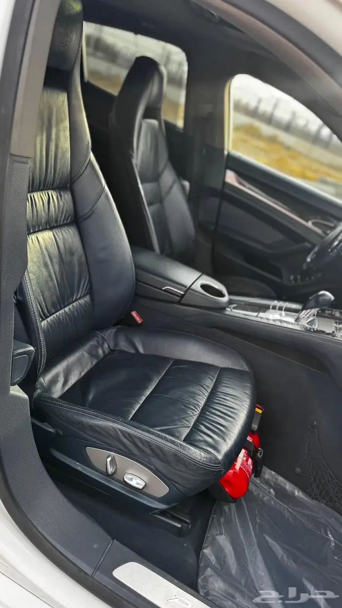 بورش باناميرا 2011 47