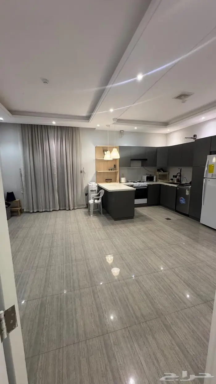 شقة للايجار حي المونسية في عمارة شقق تمليك السعر 70 قابل للت 7