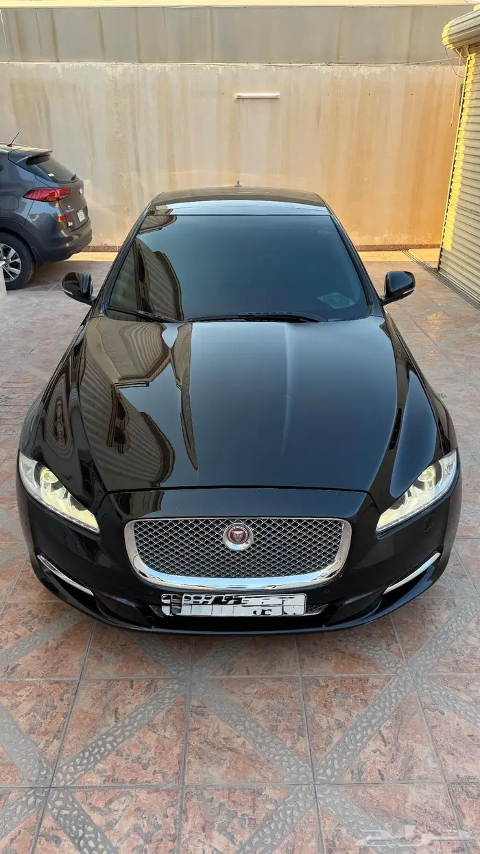 جاكوار قمة في النظافة XJL صاحب سمو ملكي 0