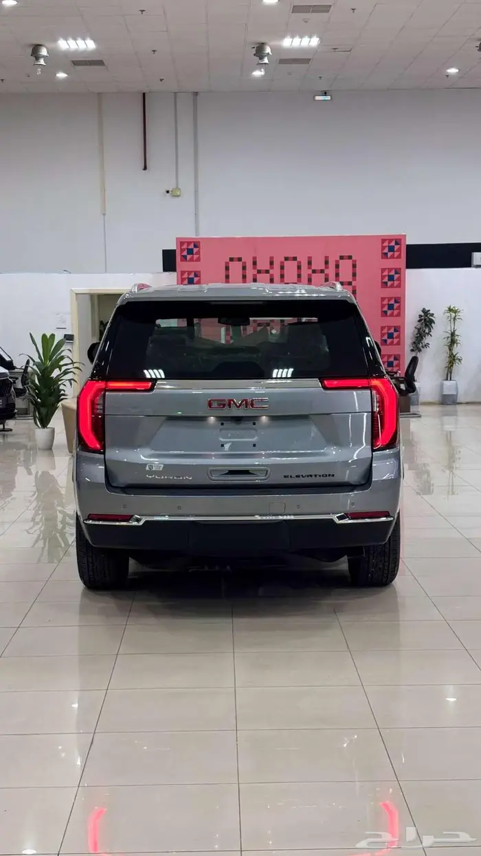 جي ام سي يوكن الفيشن 2025 22