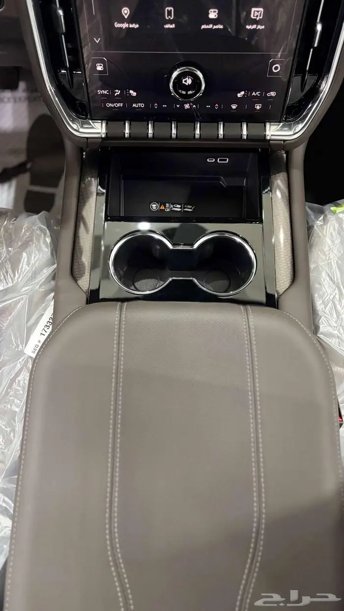 جي ام سي يوكن الفيشن 2025 32