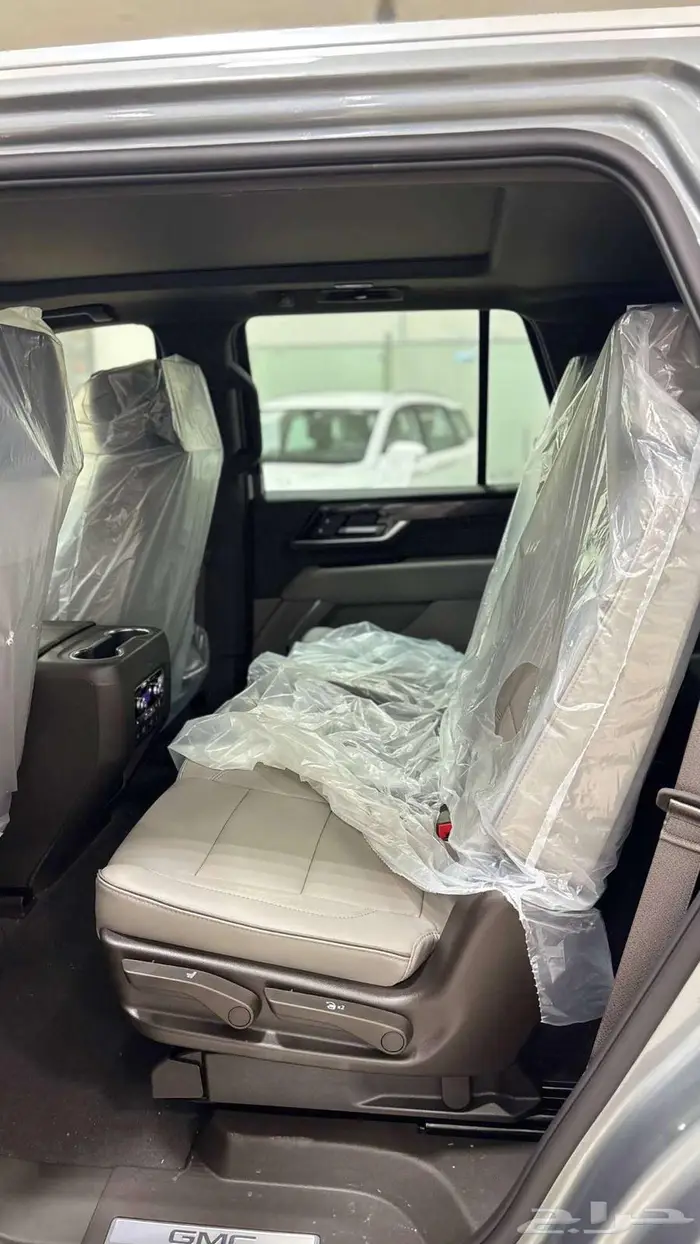 جي ام سي يوكن الفيشن 2025 47