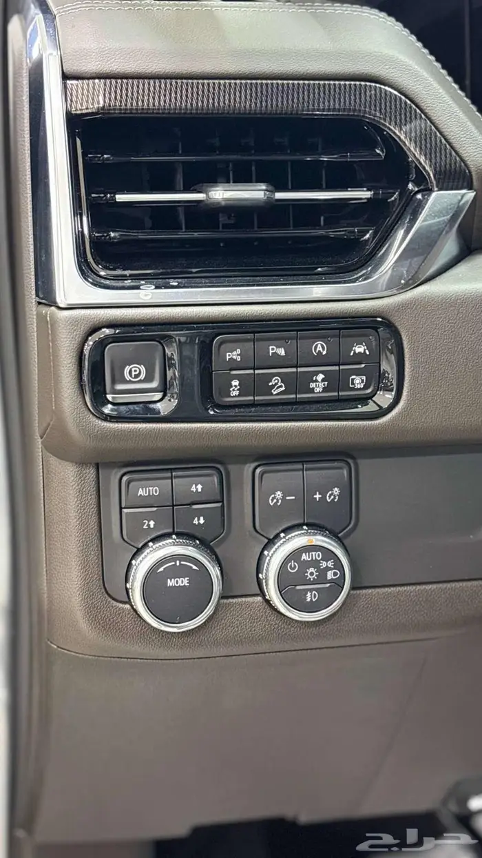 جي ام سي يوكن الفيشن 2025 43