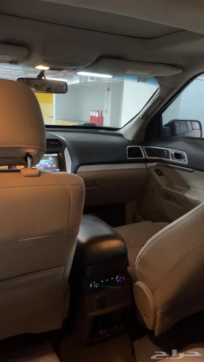 فورد اكسبلور 2015 مالك اول من الوكالة 9