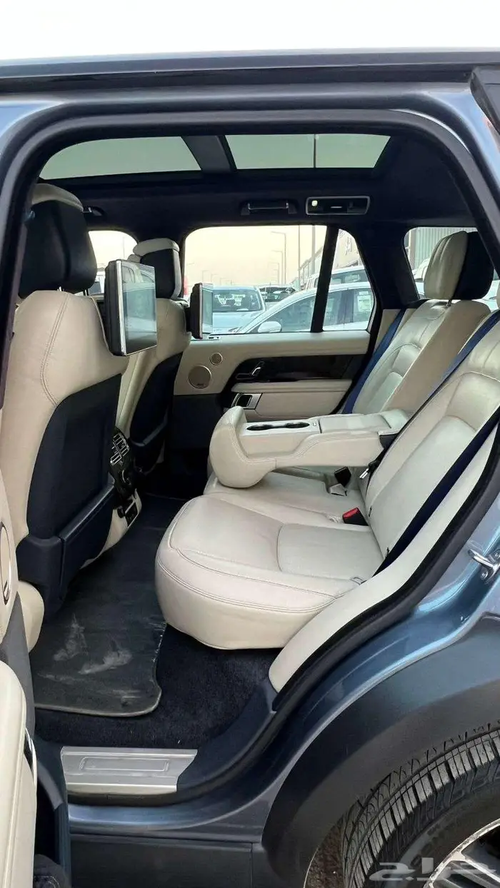 رنج روفر HSE موديل 2018 - معرض خلف للسيارات 5