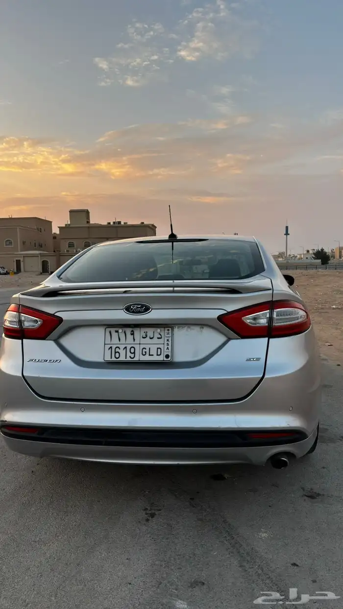 فورد فيوجن 2015 10