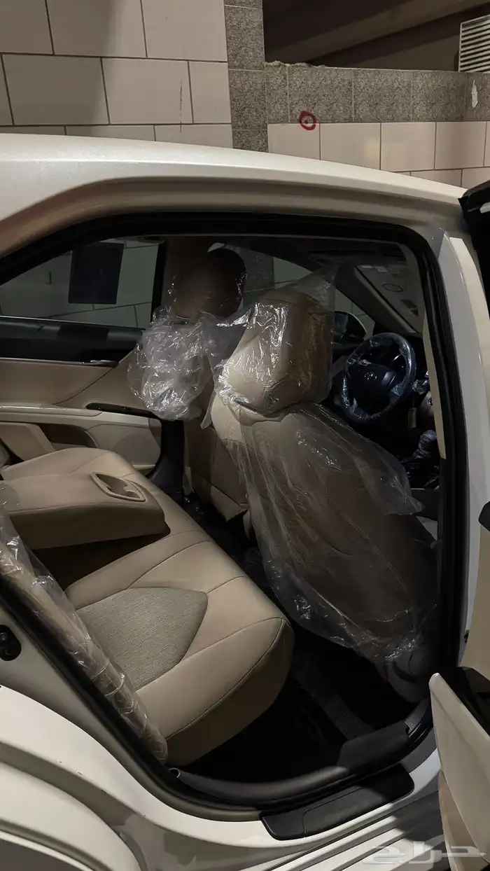 تويوتا كامري 2019 اللون ابيض لولوي فل كامل 5