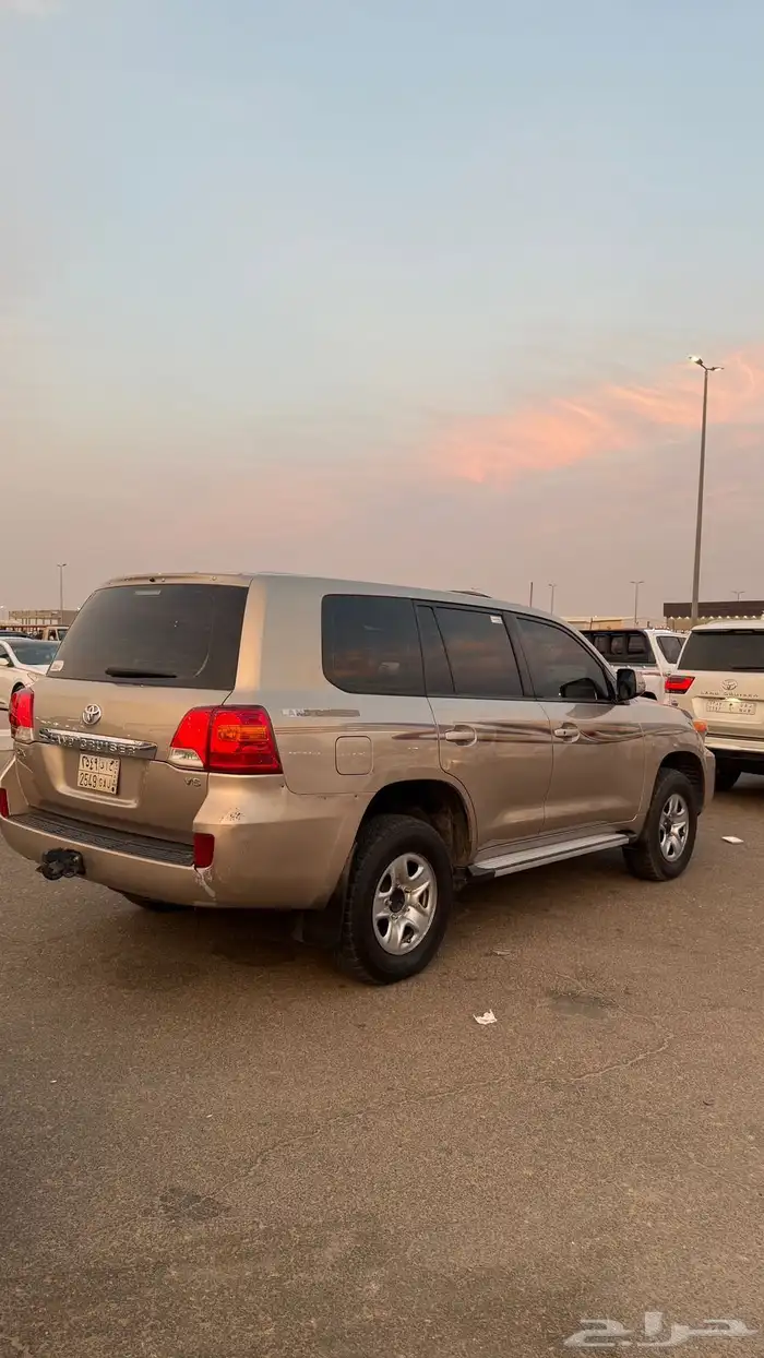للبيع لاند كروزر هدد فل كامل 2013 3
