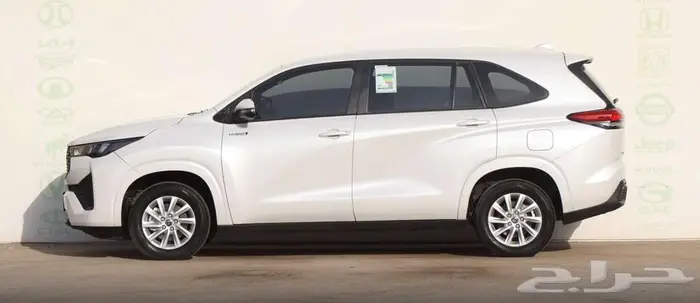 تويوتا انوفا هايبرد GL موديل 2024 10