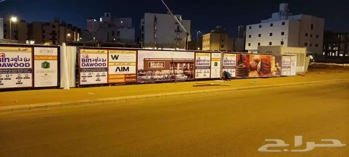 طباعة وتركيب بنرات اسوار للمشاريع بأسعار تنافسية 0