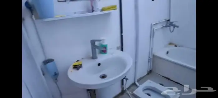 بركس للبيع الطول 12 العرض اربع متر وعشرين سانتي 10