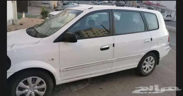 كيا كارينز للايجار 0