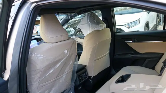 كامري LE هايبرد كاش واقساط باقل سعر (متوفر جميع الألوان) 9