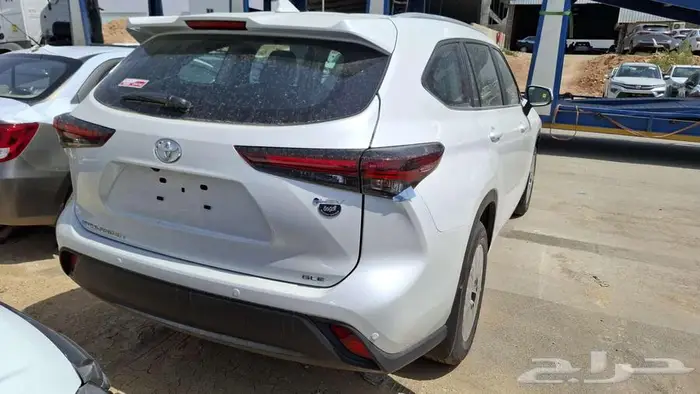 تويوتا هايلاندر 2025 4