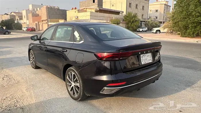 2023 جيلي أمجراند 4