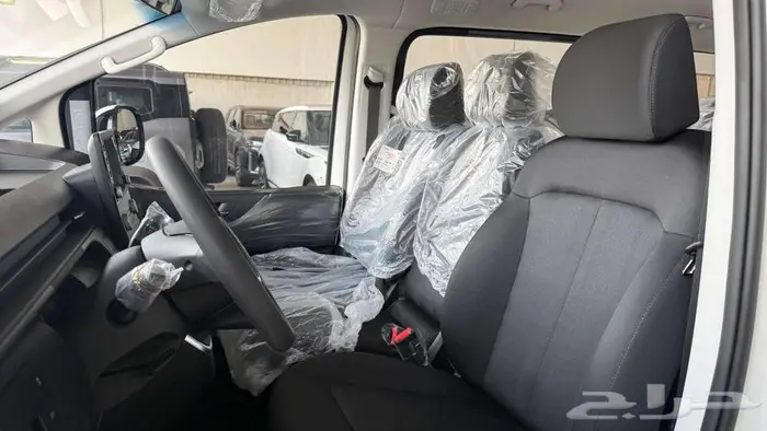 هيونداي ستاريا 6