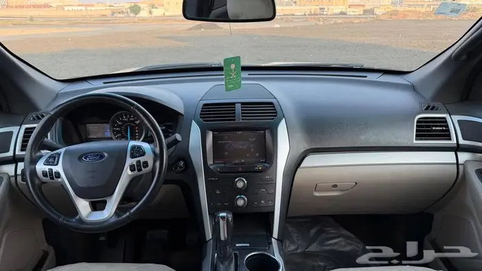 فورد اكسبلور 2013 نظيف 11