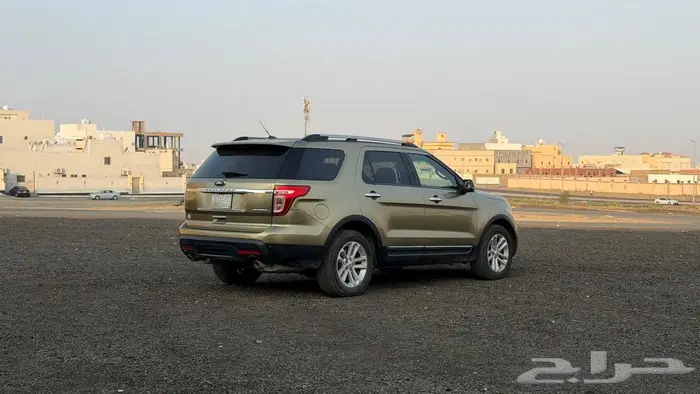 فورد اكسبلور 2013 نظيف 4