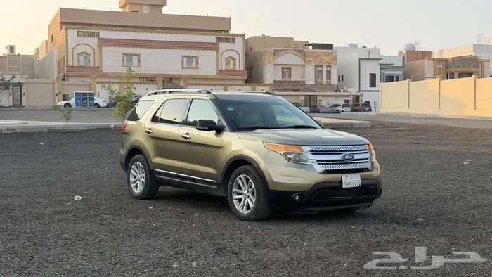 فورد اكسبلور 2013 نظيف 7