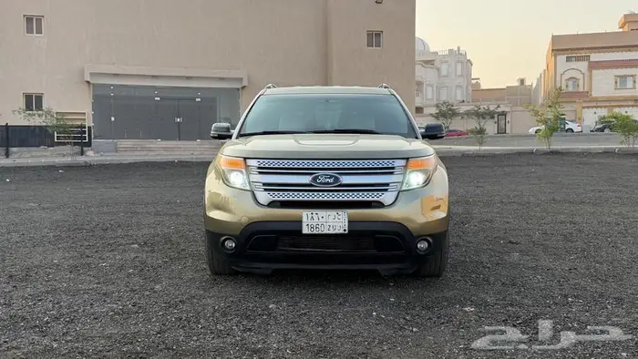 فورد اكسبلور 2013 نظيف 10