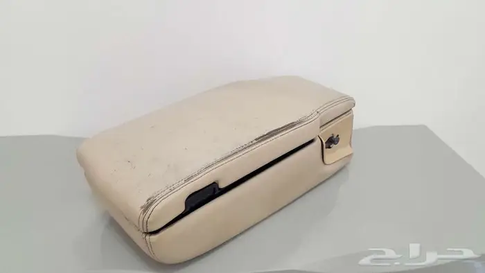 تكاية لنكولن تاون كار 2005 0