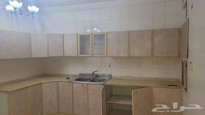 شقة للايجار في جدة حي المروة 3 غرف 4