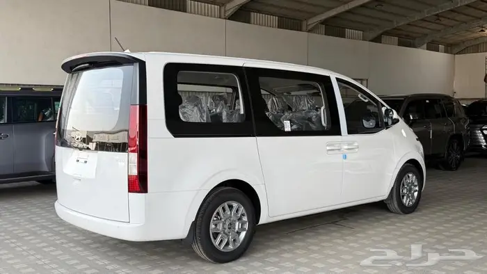 هولندي استاريا 2025 ديزل 9 راكب 2