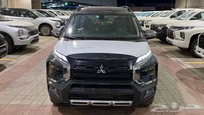 عرررض خااص متسوبيشي اكسباندر كروس بريميوم 2025 فل كامل 2
