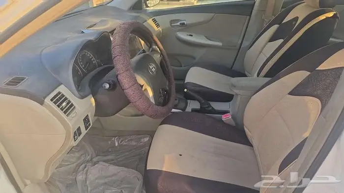 للبيع تويوتا كورولا 2013 XLi 9