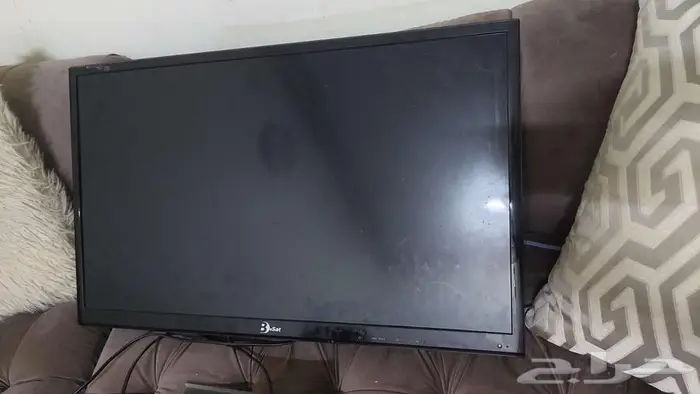 شاشة 32 عادية بحالة جيدة 1
