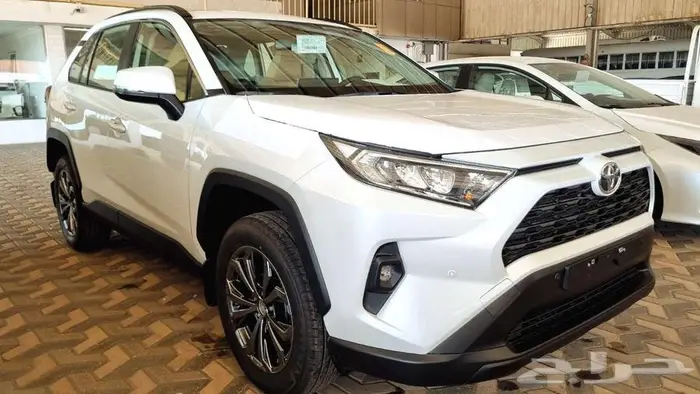 تويوتا راف فور فتحه XLE بنزين دفع رباعي 2025 كاش- تقسيط 0