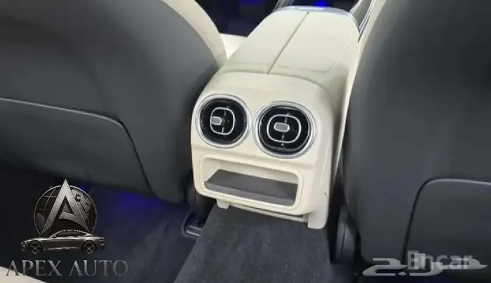 مرسيدس Mercedes C-Class C200 2025 وارد كوريا 14