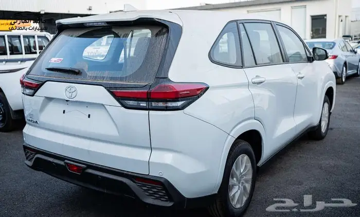 تويوتا انوفا GL 2.0 بنزين 2026 ب 109.300 شامل الضريبة 4