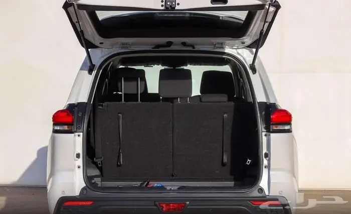 تويوتا انوفا هايبرد GL موديل 2024 26