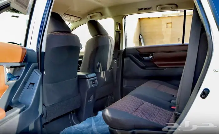 تويوتا انوفا هايبرد GL موديل 2024 16