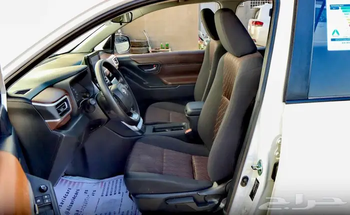 تويوتا انوفا هايبرد GL موديل 2024 25