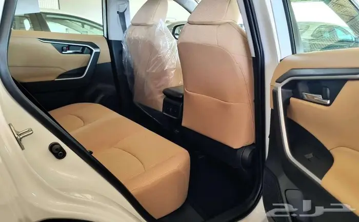 تويوتا راف فور فتحه XLE بنزين دفع رباعي 2025 كاش- تقسيط 6