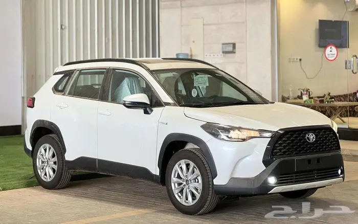 كورولا كروس ستاندر ونص فل 2025 1