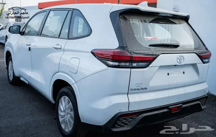 تويوتا انوفا GL 2.0 بنزين 2026 ب 109.300 شامل الضريبة 3