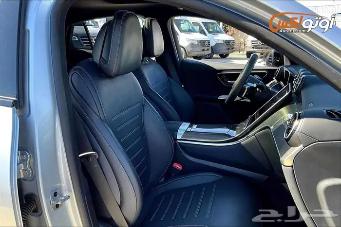 2024 مرسيدس GLC 300 4